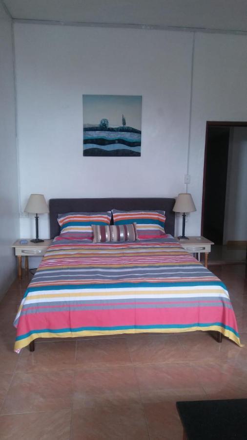 Bed and Breakfast Les Antigones à Port Mathurin Extérieur photo
